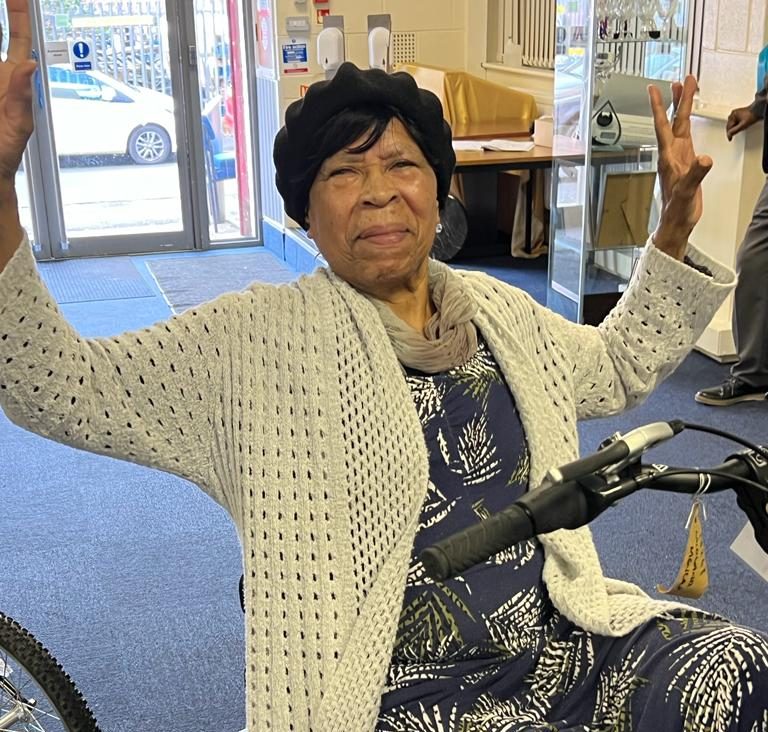 f2dfd1a9-c661-45e4-9cb9-b05702bdb787